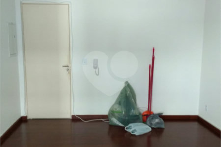 Apartamento à venda com 1 quarto em República, São Paulo, SP