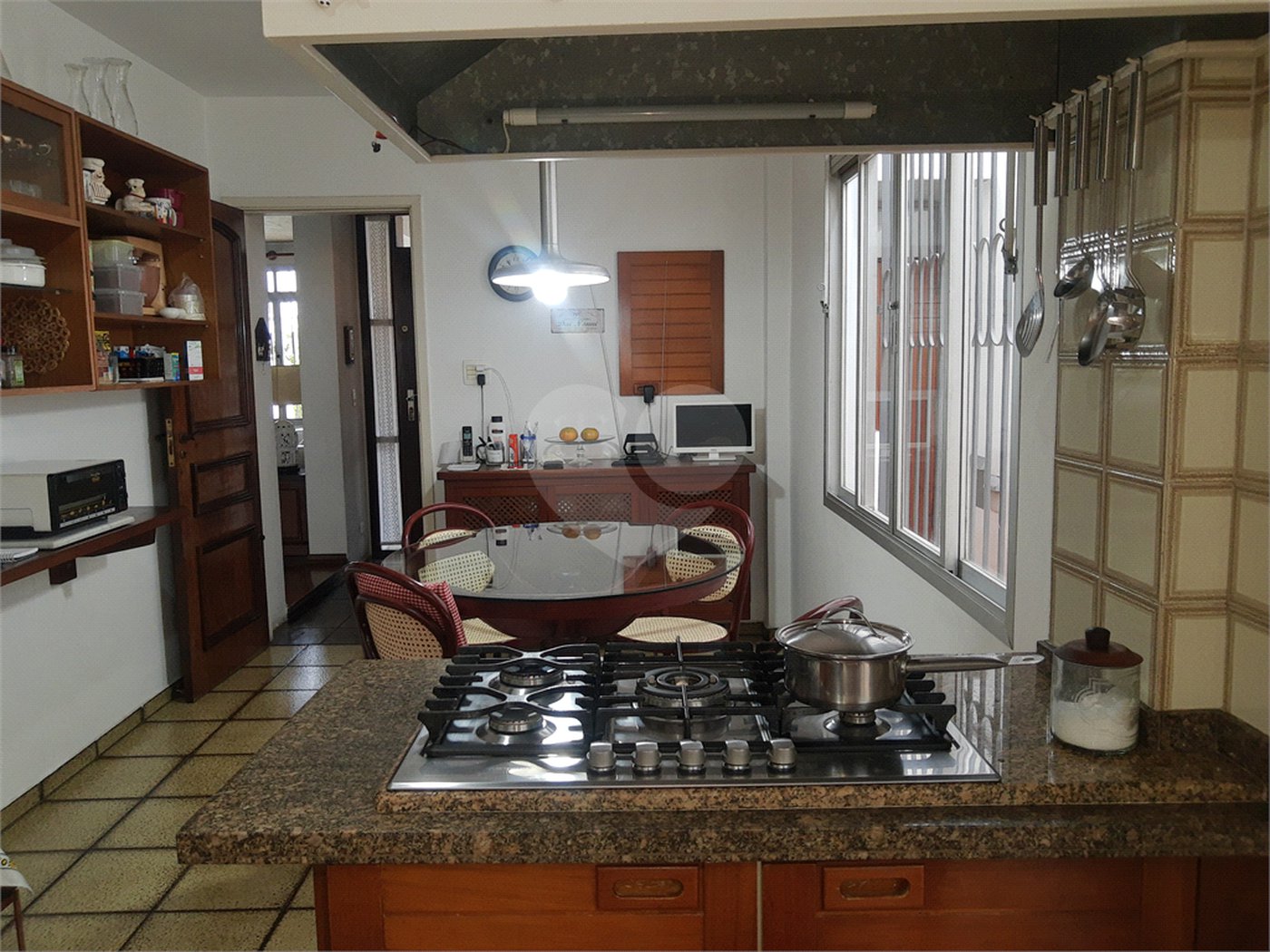 Casa de Vila à venda com 3 quartos, sendo 1 suíte,  em Indianópolis, São Paulo, SP