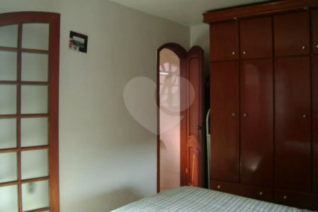 Casa Térrea à venda com 3 quartos, sendo 1 suíte, em Vila Mazzei, São Paulo, SP
