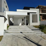 Casa à venda com 3 suítes no condomínio Aruã Brisas, Mogi das Cruzes - SP