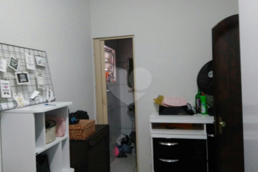 Sobrado à venda com 3 suítes em Jaraguá, São Paulo, SP
