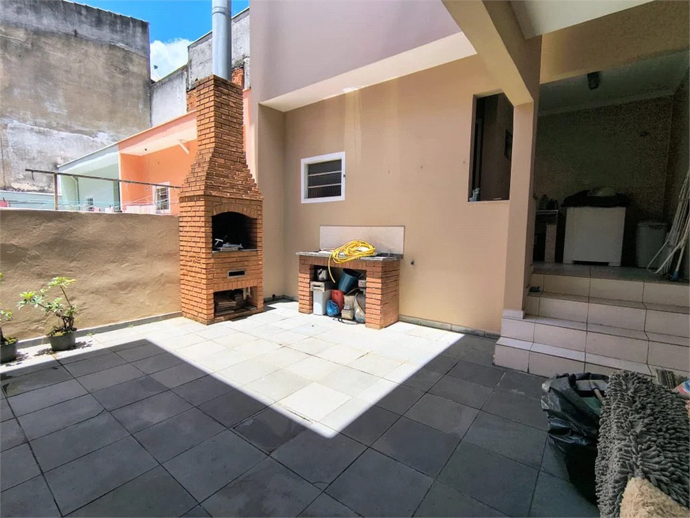 Sobrado à venda com 3 quartos, sendo 1 suíte, em Vila Polopoli, São Paulo - SP