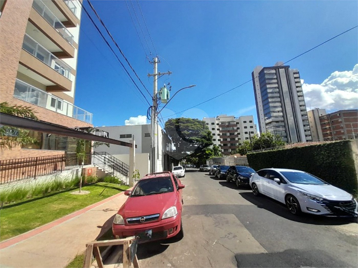 Excelente oportunidade de apartamento à venda no Edifício Monet