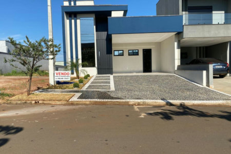 Casa à venda com 3 quartos, sendo 1 suíte, no condomínio Terras da Estancia, Paulínia- SP