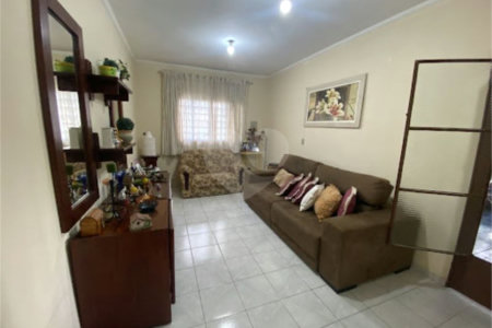 Chácara à venda com 3 quartos, sendo 1 suíte, em João Jabour, Salto, SP