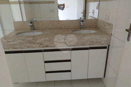 Apartamento à venda ou para alugar com 3 suítes em Indianópolis, São Paulo, SP