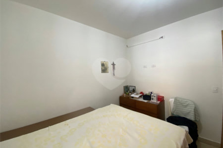 Sobrado à venda com 3 quartos em Parada Inglesa, São Paulo, SP