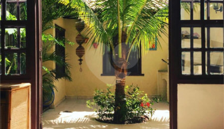 Casa em condomínio à venda com 6 quartos, sendo 2 suítes,  em Geribá, Armação dos Búzios, RJ