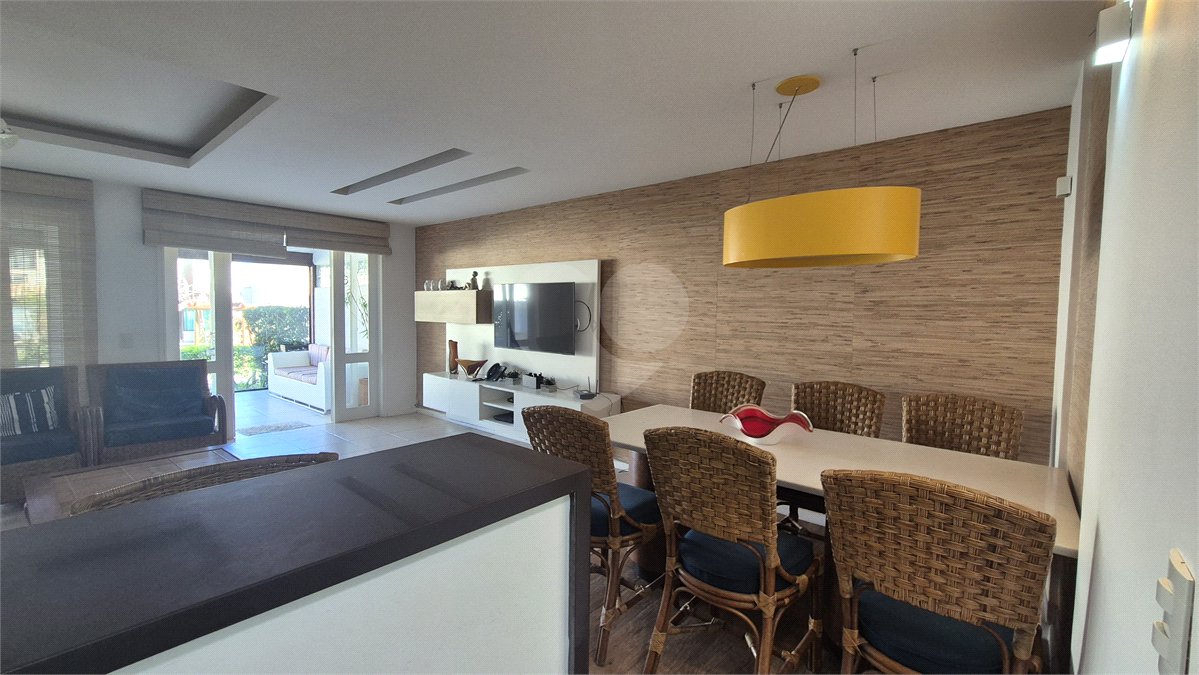 Casa em condomínio à venda com 3 quartos, sendo 2 suítes, em Geribá, Armação dos Búzios, RJ