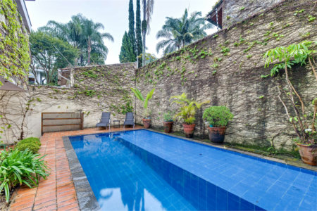 Sobrado à venda com 3 quartos, sendo 2 suítes,  em Alto da Boa Vista, São Paulo, SP