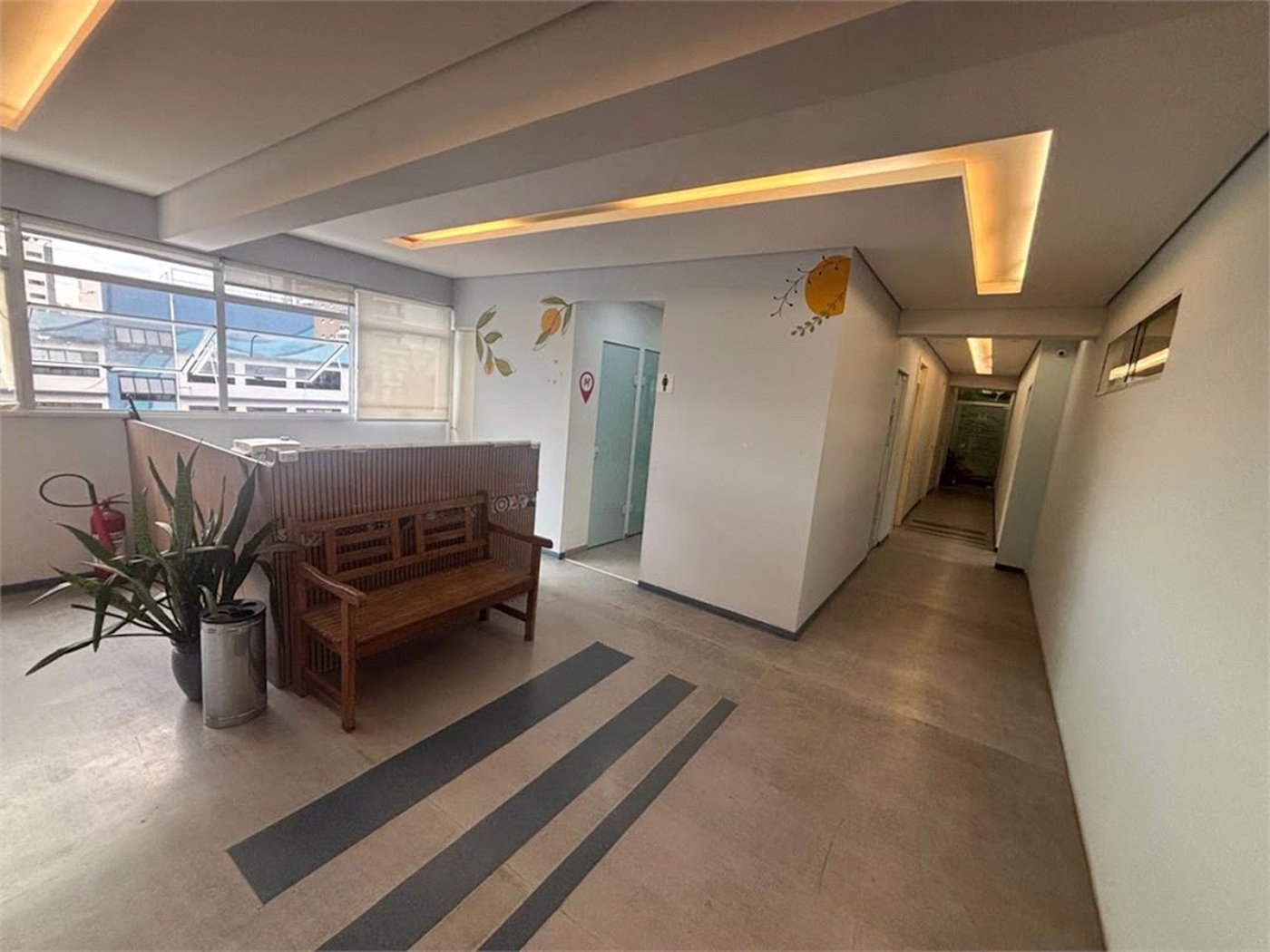 Sala Comercial para venda e locação, Estuário, Santos - SA0057.