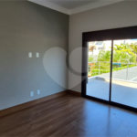 Casa à venda com 3 suítes no condomínio Reserva dos Vinhedos, Louveira - SP