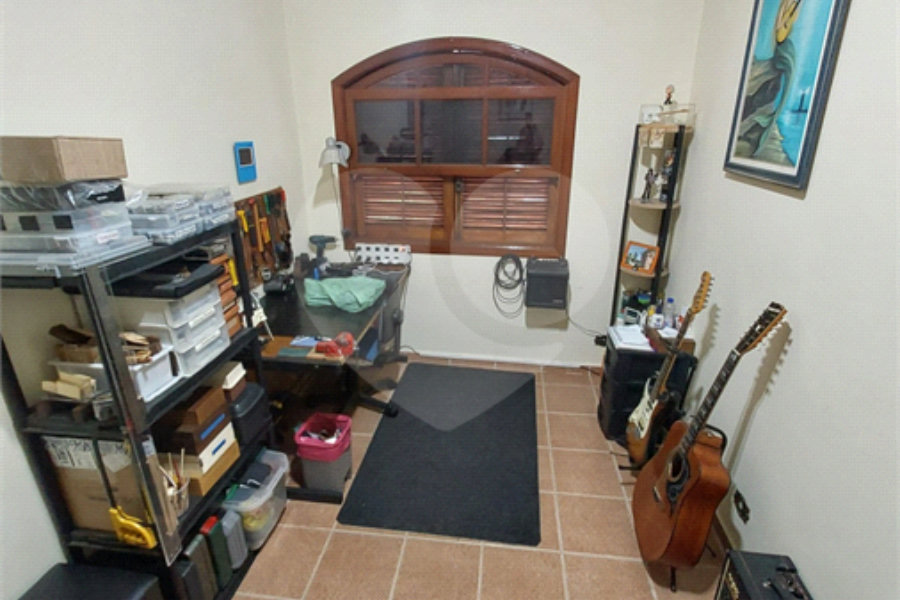 Casa à venda com 3 suítes em Vila Pereira Barreto, São Paulo, SP