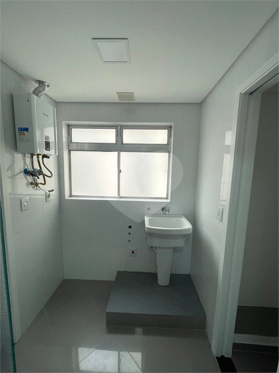 Apartamento à venda com 3 quartos, sendo 2 suítes, em Vila Regente Feijó, São Paulo, SP