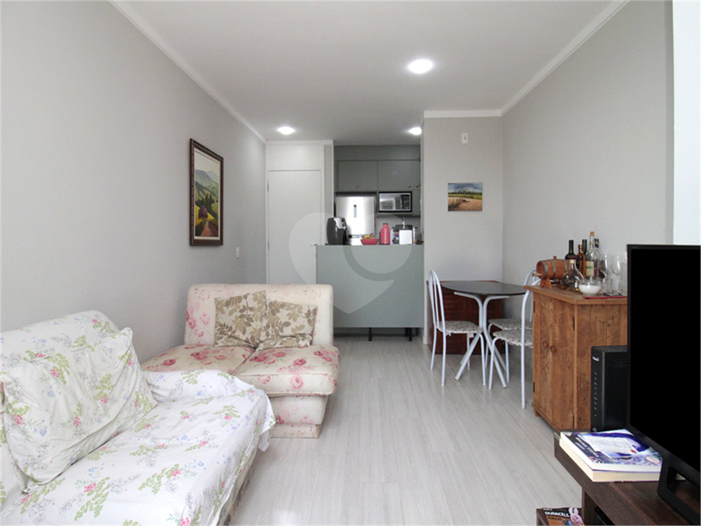 Apartamento à venda com 3 quartos, sendo 1 suíte,  em Jardim Brasil (zona Norte), São Paulo, SP