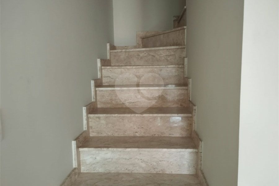 Sobrado à venda com 3 quartos, sendo 1 suíte, em Vila Mazzei, São Paulo, SP