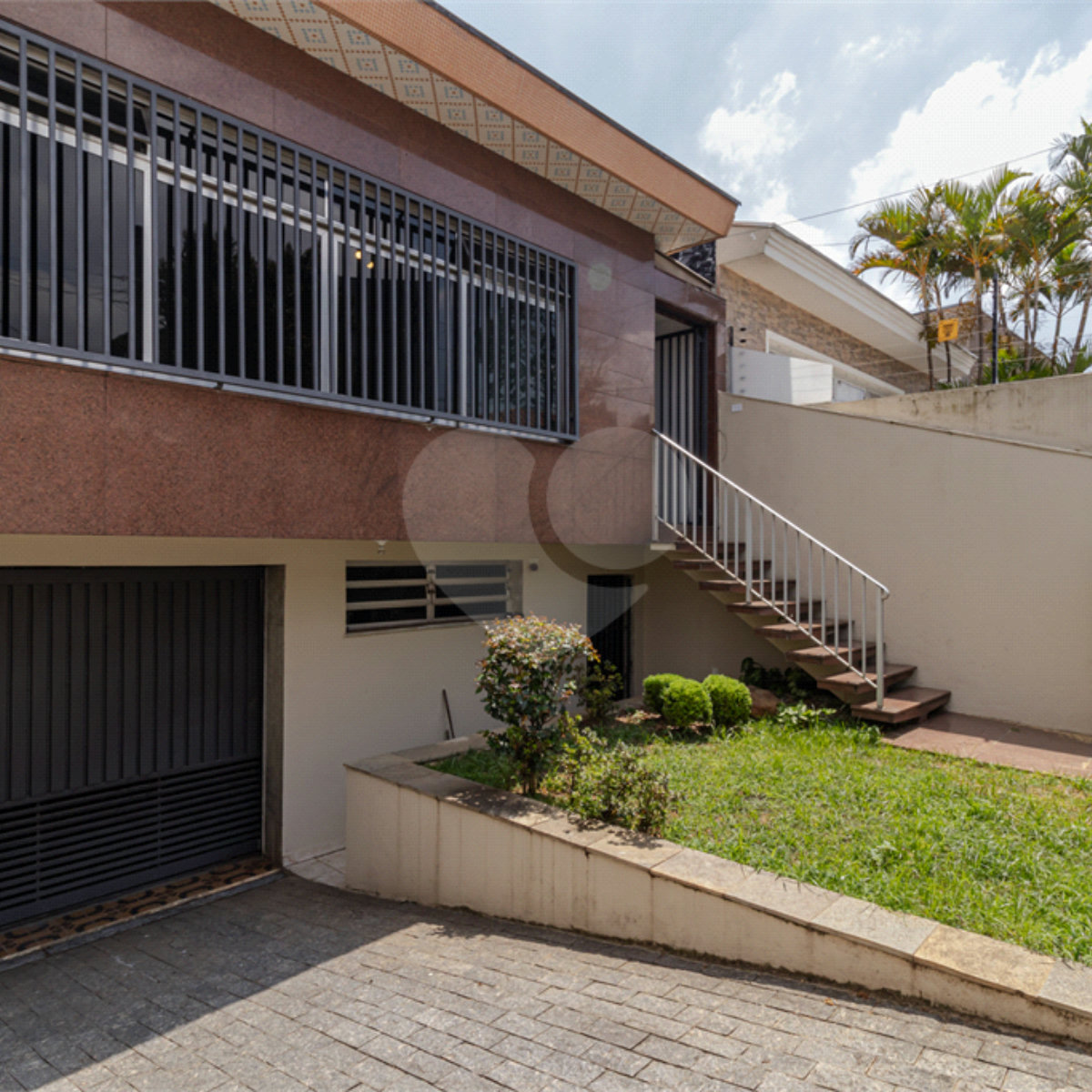 Casa Térrea à venda com 4 quartos, sendo 2 suítes, em Bosque da Saúde, São Paulo, SP