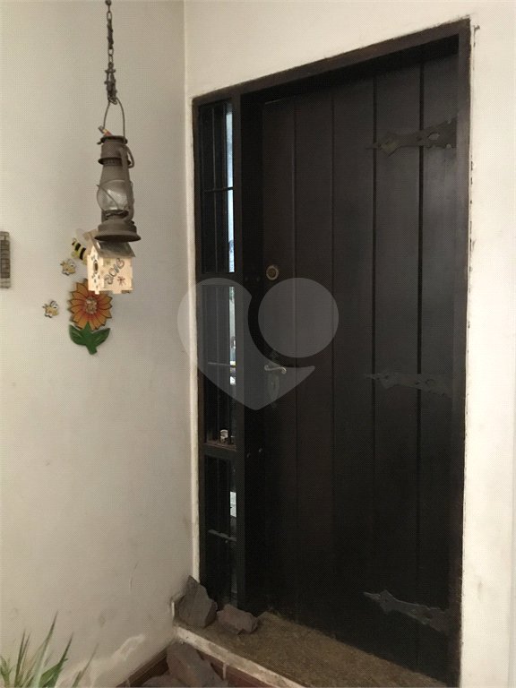 Sobrado à venda com 4 quartos, sendo 2 suítes,  em Vila Mariana, São Paulo, SP