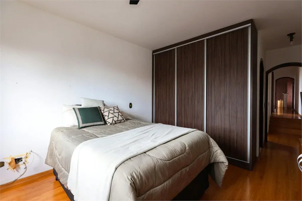 Casa à venda com 4 quartos, sendo 2 suítes,  em Vila Sônia, São Paulo, SP