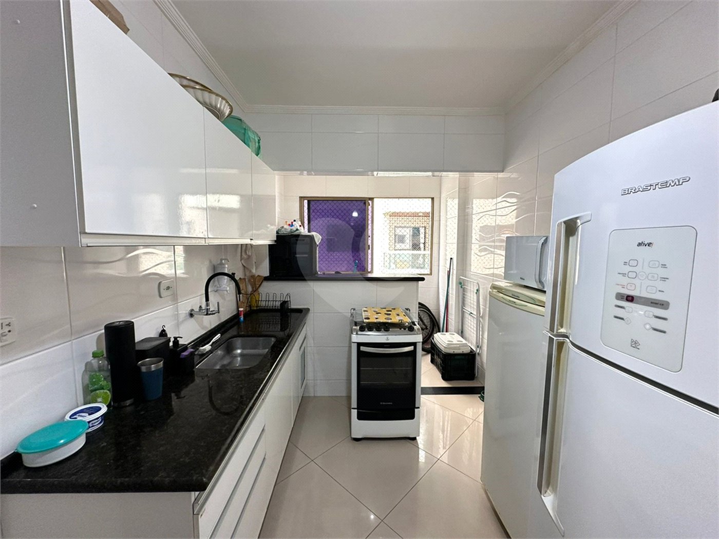 Apartamento à venda com 2 quartos, sendo 1 suíte,  em Aviação, Praia Grande, SP