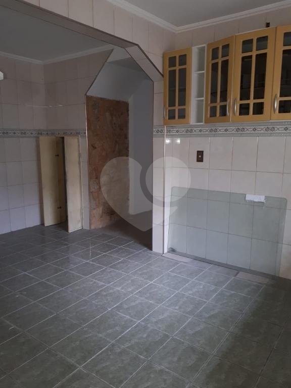 Sobrado à venda com 2 quartos em Tremembé, São Paulo, SP