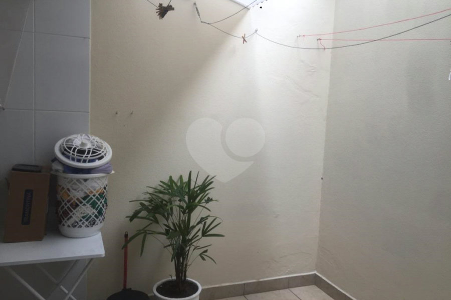 Casa à venda com 3 quartos, sendo 1 suíte, no condomínio Morada do Horto, São Paulo - SP