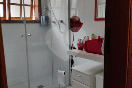 Sobrado à venda com 3 quartos, sendo 1 suíte, em Jardim Franca, São Paulo, SP