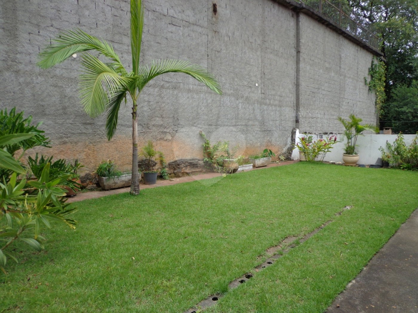 Sobrado à venda com 4 quartos, sendo 2 suítes, em Jardim São Bento, São Paulo, SP