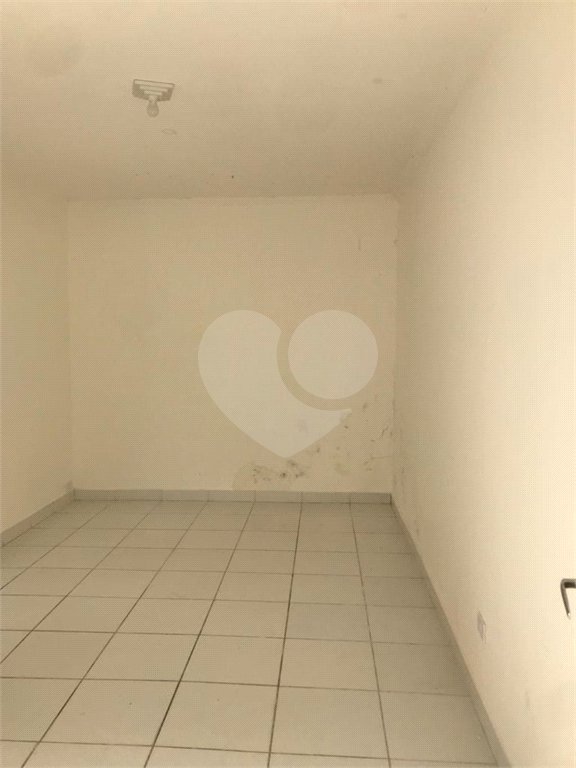 Casa à venda com 3 quartos, sendo 1 suíte,  em Vila Olímpia, São Paulo, SP