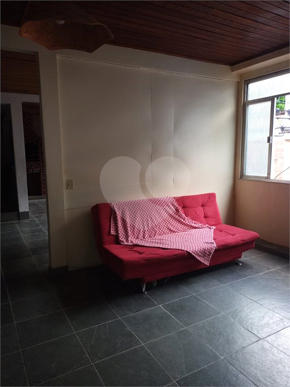 Casa à venda com 2 quartos, sendo 1 suíte, no Centro, Mangaratiba, RJ