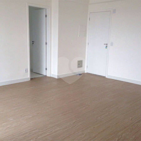 Apartamento à venda com 3 quartos, sendo 1 suíte,  em Jardim Parque Morumbi, São Paulo, SP