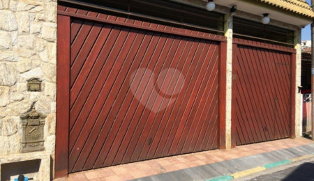 Sobrado à venda com 5 quartos, sendo 4 suítes,  em Vila Mazzei, São Paulo, SP