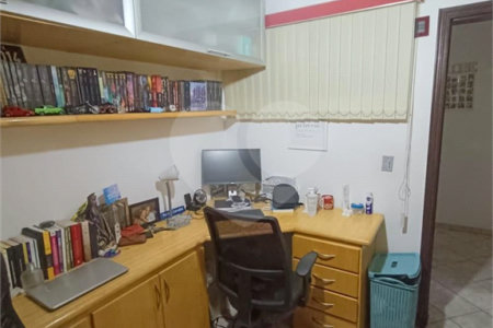 Sobrado à venda com 3 quartos, sendo 1 suíte, em Cidade Continental, São Paulo, SP