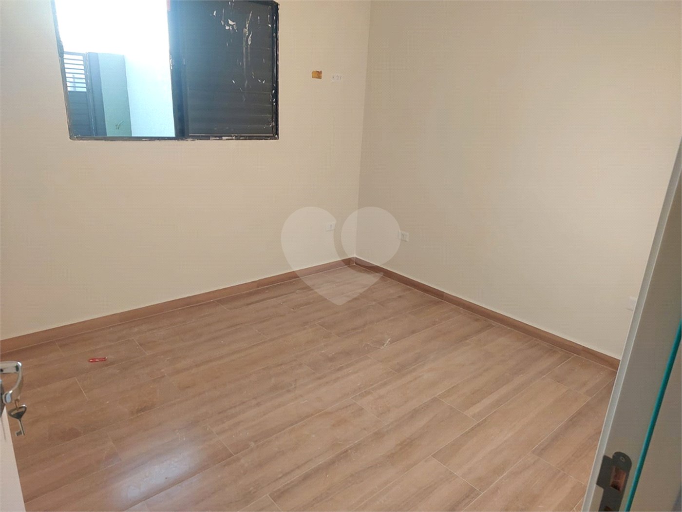 Casa Térrea à venda com 3 quartos, sendo 1 suíte, em Residencial Jardins da Catalunha, Atibaia, SP