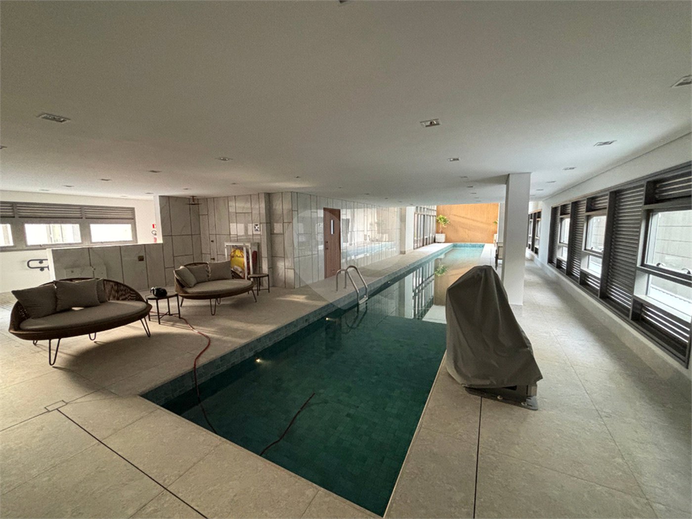 Apartamento à venda com 3 suítes em Moema, São Paulo, SP