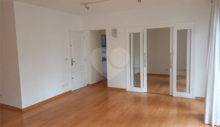 Apartamento à venda com 3 quartos, sendo 1 suíte,  em Pinheiros, São Paulo, SP