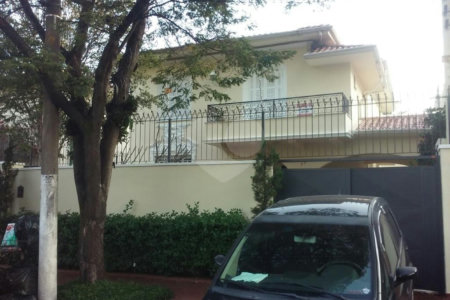 Casa à venda com 4 quartos, sendo 1 suíte, em Jardim Paulista, São Paulo, SP