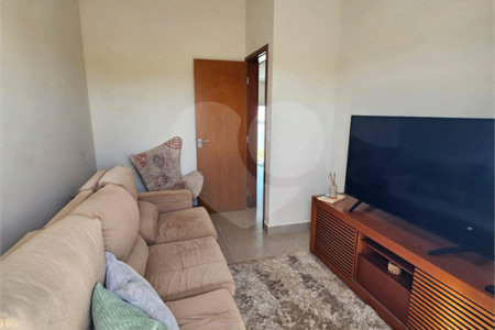 Casa à venda com 3 quartos, sendo 1 suíte, no condomínio Parque Real, Indaiatuba - SP