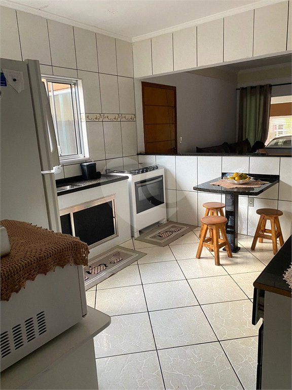 Casa à venda com 4 quartos, sendo 2 suítes,  em Vila Carolina, Itapetininga, SP