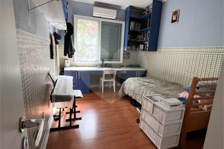 Apartamento à venda com 3 quartos, sendo 1 suíte, em Santa Cecília, São Paulo, SP