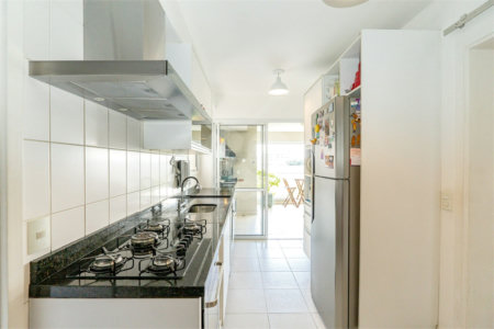 Apartamento à venda com 3 suítes em Santo Amaro, São Paulo, SP