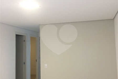 Apartamento à venda com 2 quartos em Jardim Tatiana, Votorantim, SP