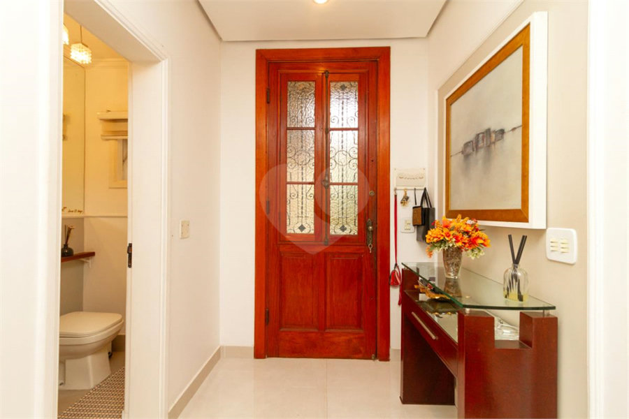 Casa à venda com 4 quartos, sendo 2 suítes, no condomínio Da Serra, São Paulo - SP