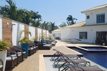 Casa à venda com 12 quartos, sendo 8 suítes, em Geribá, Armação dos Búzios, RJ