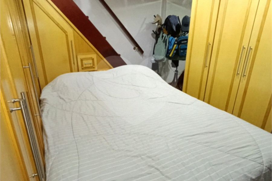 Sobrado à venda com 4 quartos, sendo 1 suíte, em Jaçanã, São Paulo, SP