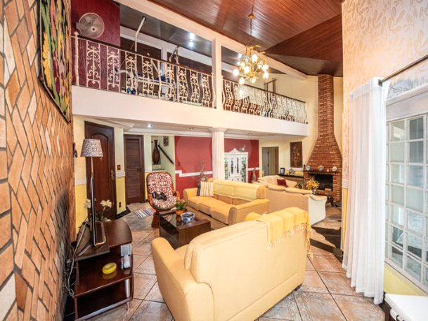 Casa à venda com 3 suítes no condomínio Aldeia da Serrinha, Sorocaba - SP