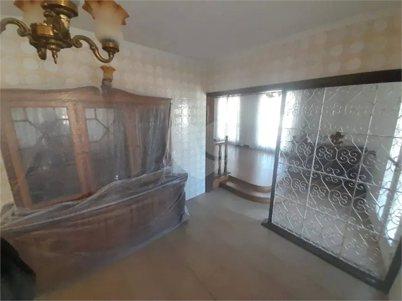 Casa à venda com 3 quartos, sendo 2 suítes,  em Vila Jardini, Sorocaba, SP