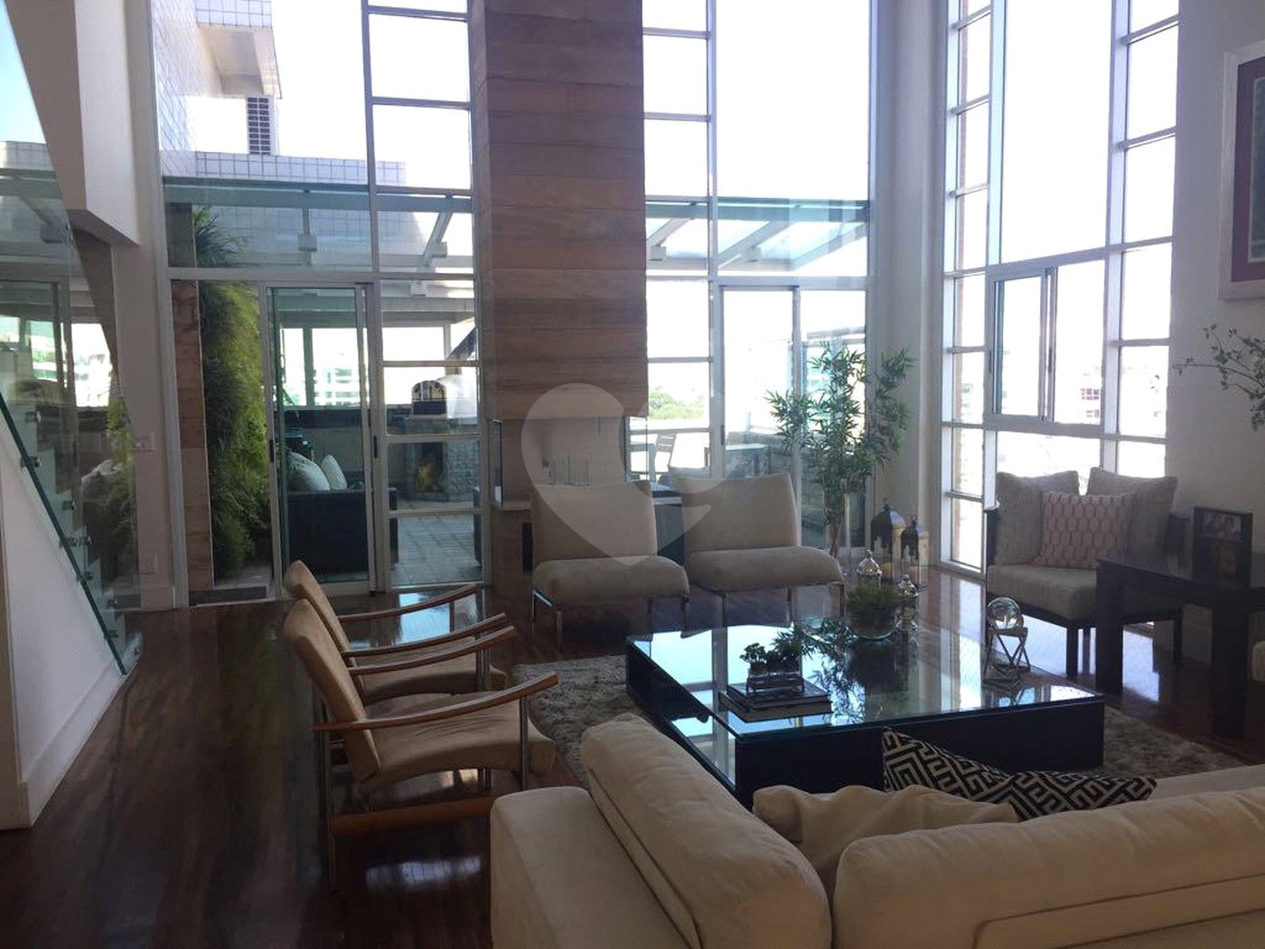 Apartamento à venda ou para alugar com 4 suítes em Jardim Morumbi, São Paulo, SP