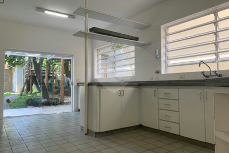 Casa à venda com 4 quartos, sendo 2 suítes, em Brooklin, São Paulo, SP