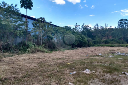 Terreno à venda em Cézar de Souza, Mogi das Cruzes, SP